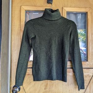 RALPH LAUREN Green Cashmere Turtleneck Sweater